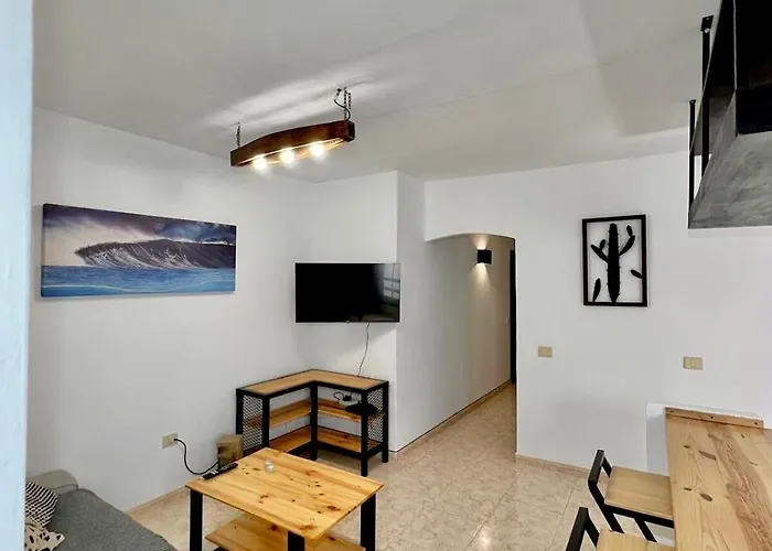 El Pez Newly Renovated In Apartman La Santa