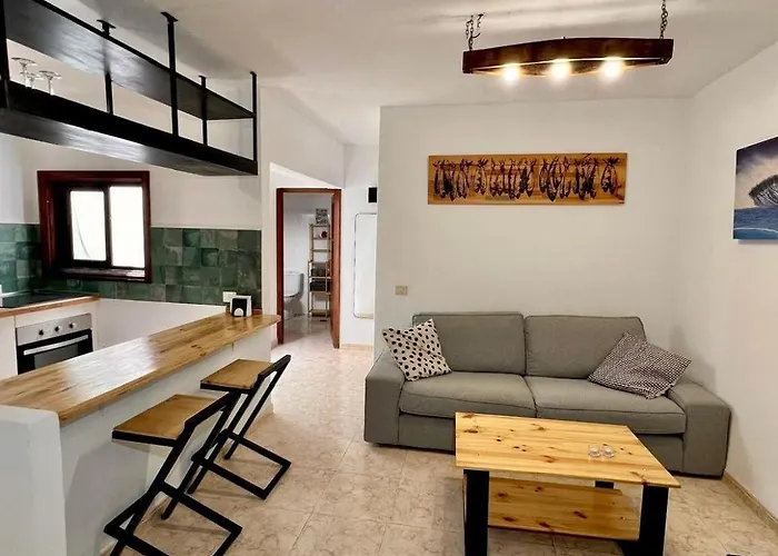 El Pez Newly Renovated In * La Santa